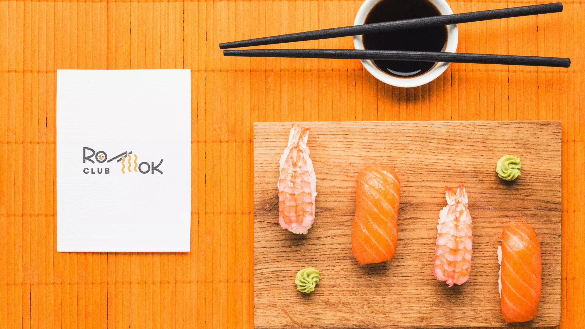 Создание логотипа суши-бара «Roll Wok Club» в Октябрьском